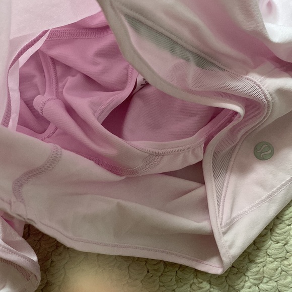 Lululemon x Peloton Hotty Hot Running Short Size 4 - Picture 4 of 6